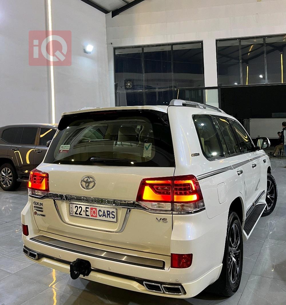 تويوتا لاندكروزر